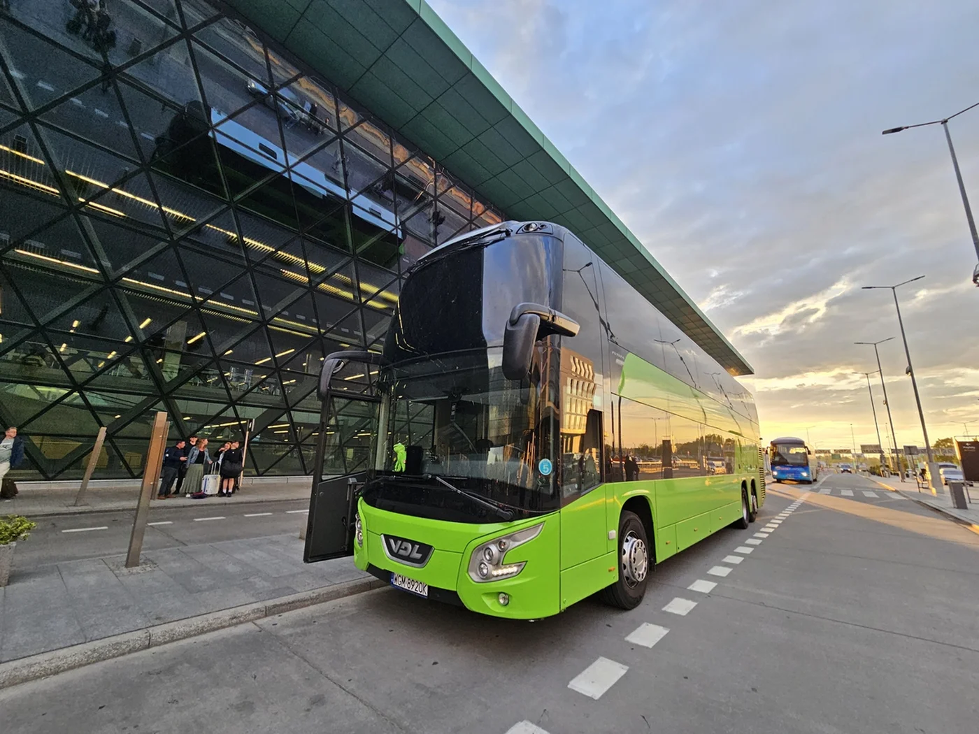 elite-bus-16