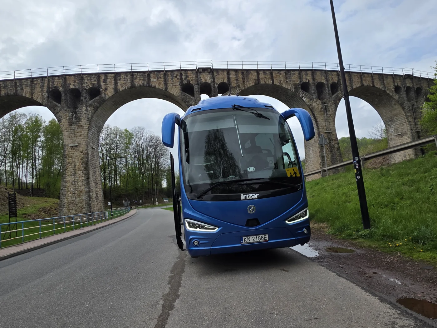 elite-bus-2
